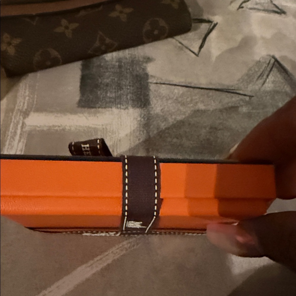 Hermes Orange Gift Box with Brown Ribbon bracelet box - Picture 2 of 3